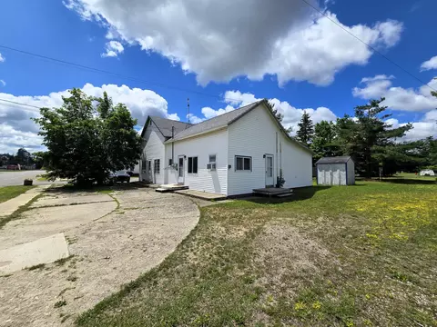 Exterior - 7931 Mill St, Vanderbilt, MI 49795 photo 1 of 2
