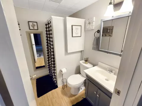 Bath - 7931 Mill St, Vanderbilt, MI 49795 photo 2 of 2