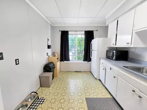 Kitchen - 7931 Mill St, Vanderbilt, MI 49795 photo 3 of 6