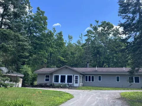 2359 Watson Hills Trl, Vanderbilt, MI 49795