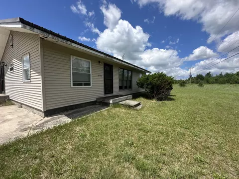 4974 Meridian Line Rd, Johannesburg, MI 49751