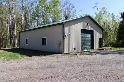 1883 E Mullett Lake Rd, Indian River, MI 49749