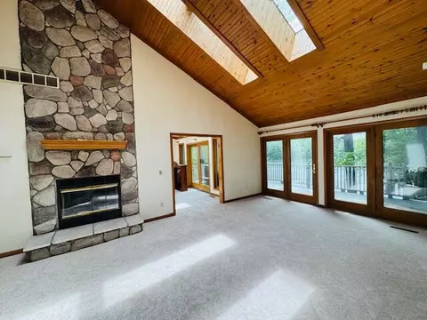 Living - 1785 Springwood Dr, Harrison, MI 48625 photo 1 of 2