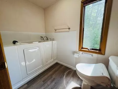 Bath - 1785 Springwood Dr, Harrison, MI 48625 photo 1 of 2