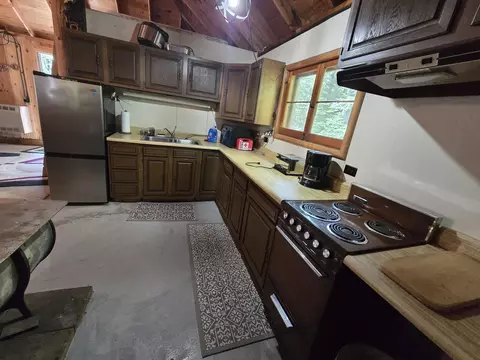 Kitchen - 1987 N Galbraith Rd, Mio, MI 48647 photo 3 of 5