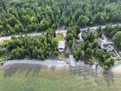 7314 N Point Shrs, Alpena, MI 49707