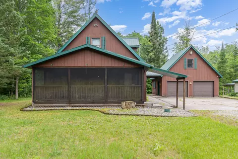 699 W Cherry Creek Rd, Mio, MI 48647