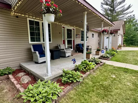 4527 Balmes Trl, Grayling, MI 49738 photo 2