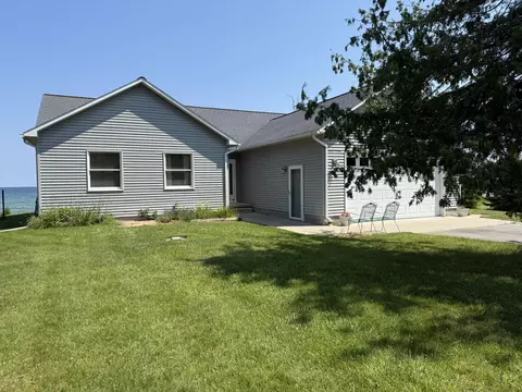 13621 Us-23, Cheboygan, MI 49721 photo 16