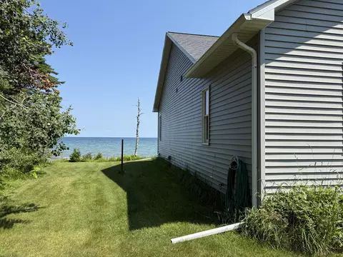 13621 Us-23, Cheboygan, MI 49721 photo 10