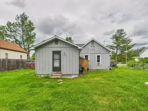 Exterior - 205 Park St, Grayling, MI 49738 photo 2 of 2