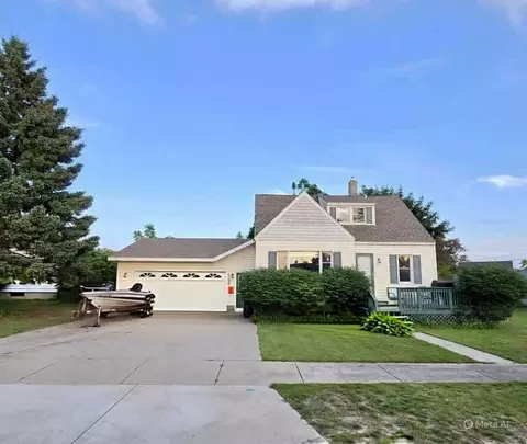 1102 S Fifth Ave, Alpena, MI 49707
