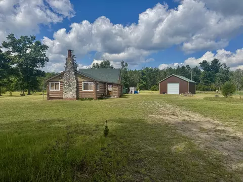 2142 Eaton Trl, Grayling, MI 49738