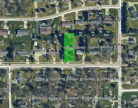 559 E Petoskey St, Gaylord, MI 49735