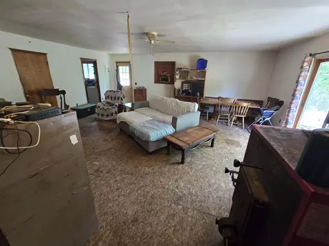 Living - 1330 S Mt Tom Rd, Mio, MI 48647 photo 3 of 4