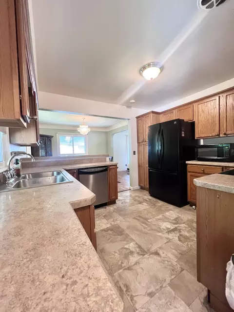 Kitchen - 1003 Ada St, Owosso, MI 48867 photo 1 of 2