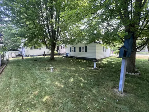 Exterior - 1003 Ada St, Owosso, MI 48867 photo 6 of 6
