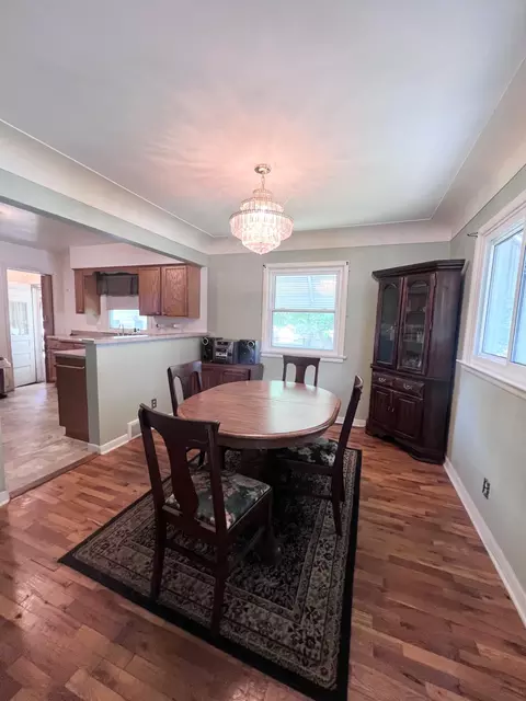 Dining - 1003 Ada St, Owosso, MI 48867 photo 1 of 1