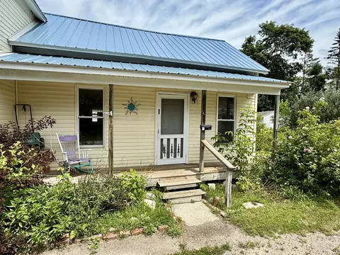 300 Cass St, Cheboygan, MI 49721