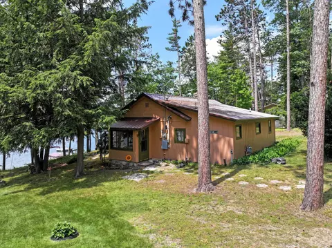 1268 E Heart Lake Dr, Gaylord, MI 49735