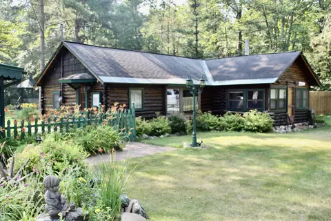 1557 S Ausable Trl, Grayling, MI 49738