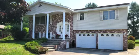 1210 Dow Dr, Alpena, MI 49707