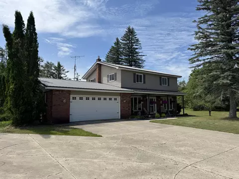 3800 Sheridan Rd, Lewiston, MI 49756
