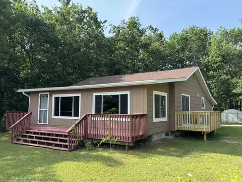 14168 Helmond Rd, Cheboygan, MI 49721