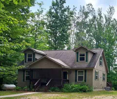6747 Deepwood Dr, Mancelona, MI 49659