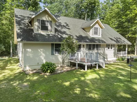 9734 W M-68, Alanson, MI 49706