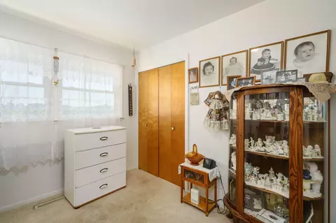 Bedroom - 2191 Grand River Rd, Bancroft, MI 48414 photo 1 of 5