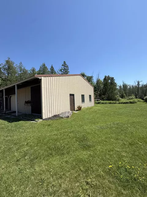 7770 W Long Lake Rd, Alpena, MI 49707