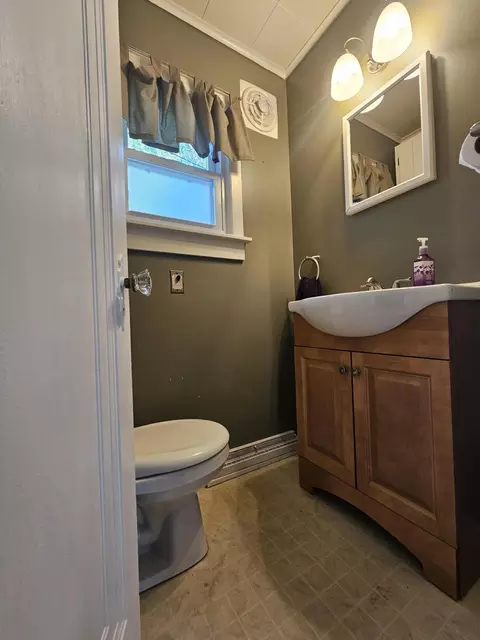 Bath - 113 E Wisner St, Alpena, MI 49707 photo 1 of 4