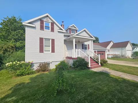 Exterior - 113 E Wisner St, Alpena, MI 49707 photo 1 of 12