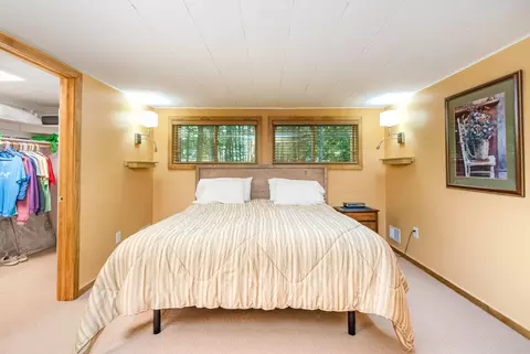 Bedroom - 141 Juniper St, Roscommon, MI 48653 photo 1 of 5