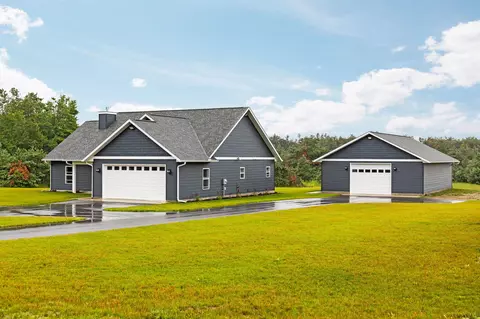 2768 Soaring Dr, Elmira, MI 49730