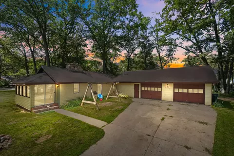 301 Beverly Dr, Prudenville, MI 48651