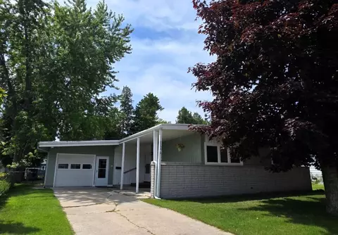2338 Emmet St, Alpena, MI 49707
