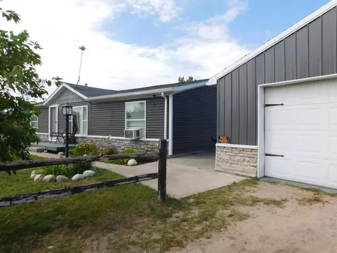 Exterior - 7286 Smith Trl, Grayling, MI 49738 photo 4 of 13