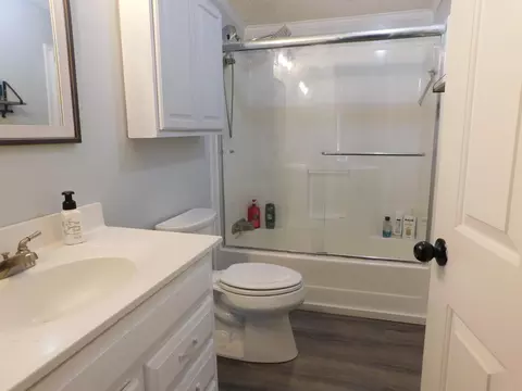 Bath - 7286 Smith Trl, Grayling, MI 49738 photo 3 of 3