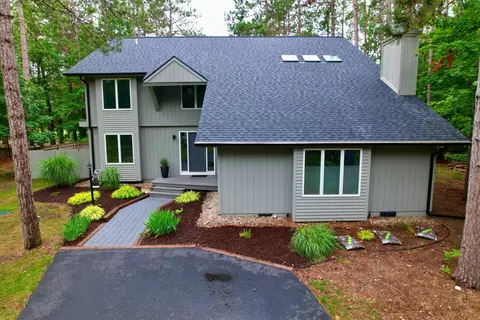 6672 St Andrews Dr, Gaylord, MI 49735