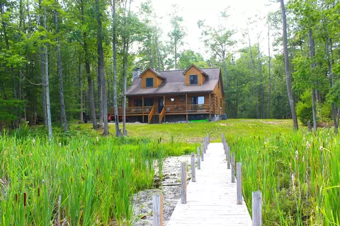 19601 Horseshoe Lake Dr, Hillman, MI 49746