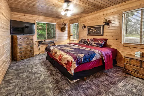 9841 Wheeler Rd, Roscommon, MI 48653 photo 18