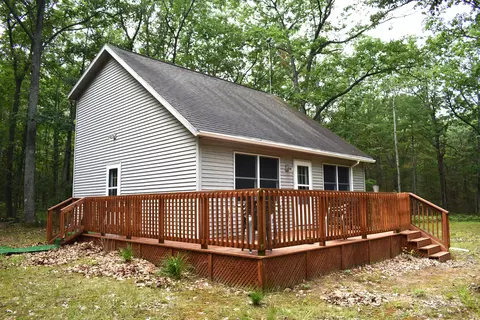 2540 E Mullett Lake Rd, Indian River, MI 49749