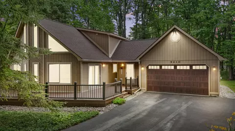 9210 High Road Rd, Roscommon, MI 48653 photo 2