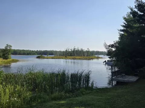 3273 Coolwater Ave, Johannesburg, MI 49751