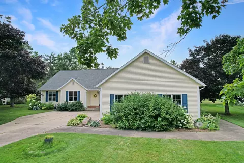5085 Greenview Dr, Gaylord, MI 49735