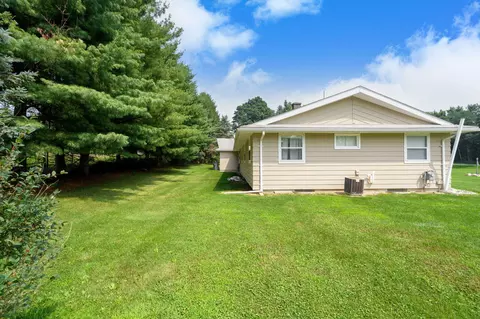 Exterior - 10995 E Prior Rd, Durand, MI 48429 photo 3 of 6