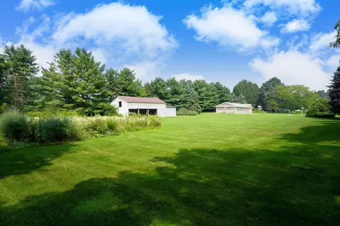Exterior - 10995 E Prior Rd, Durand, MI 48429 photo 6 of 6