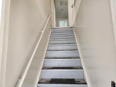 Entry Way - 46 Bridge St, Petoskey, MI 49770 photo 1 of 2